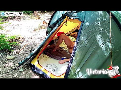 ❤️ ថតដោយកាមេរ៉ា Passionate jerk off Stranger in a tent ❌ រឿងអាសអាភាស នៅពួកយើង  ❌